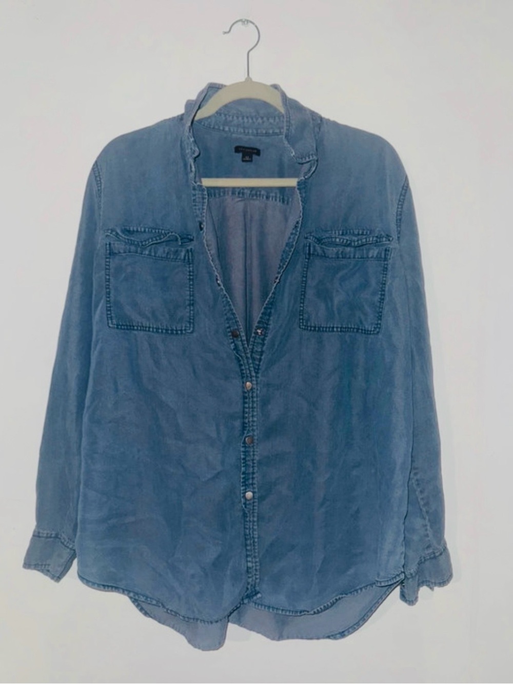 Ann Taylor Chambray 100% Lyocell Button-Down Shirt XL